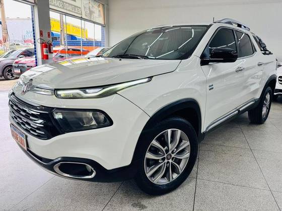 FIAT TORO 2.0 16V TURBO DIESEL VOLCANO 4WD AT9